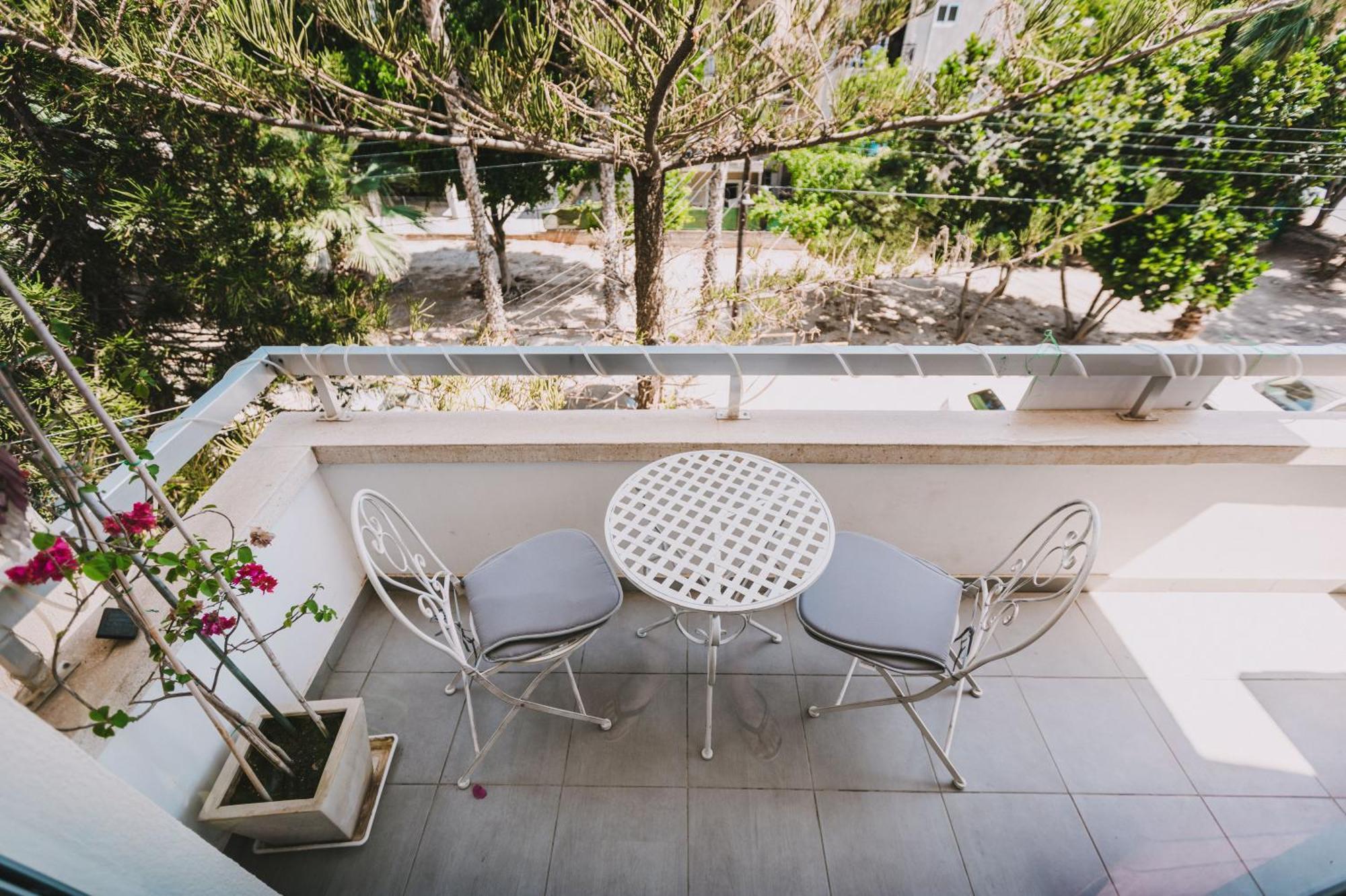 Neapolis Residence Spacious Quiet Near Beach Limassol Extérieur photo