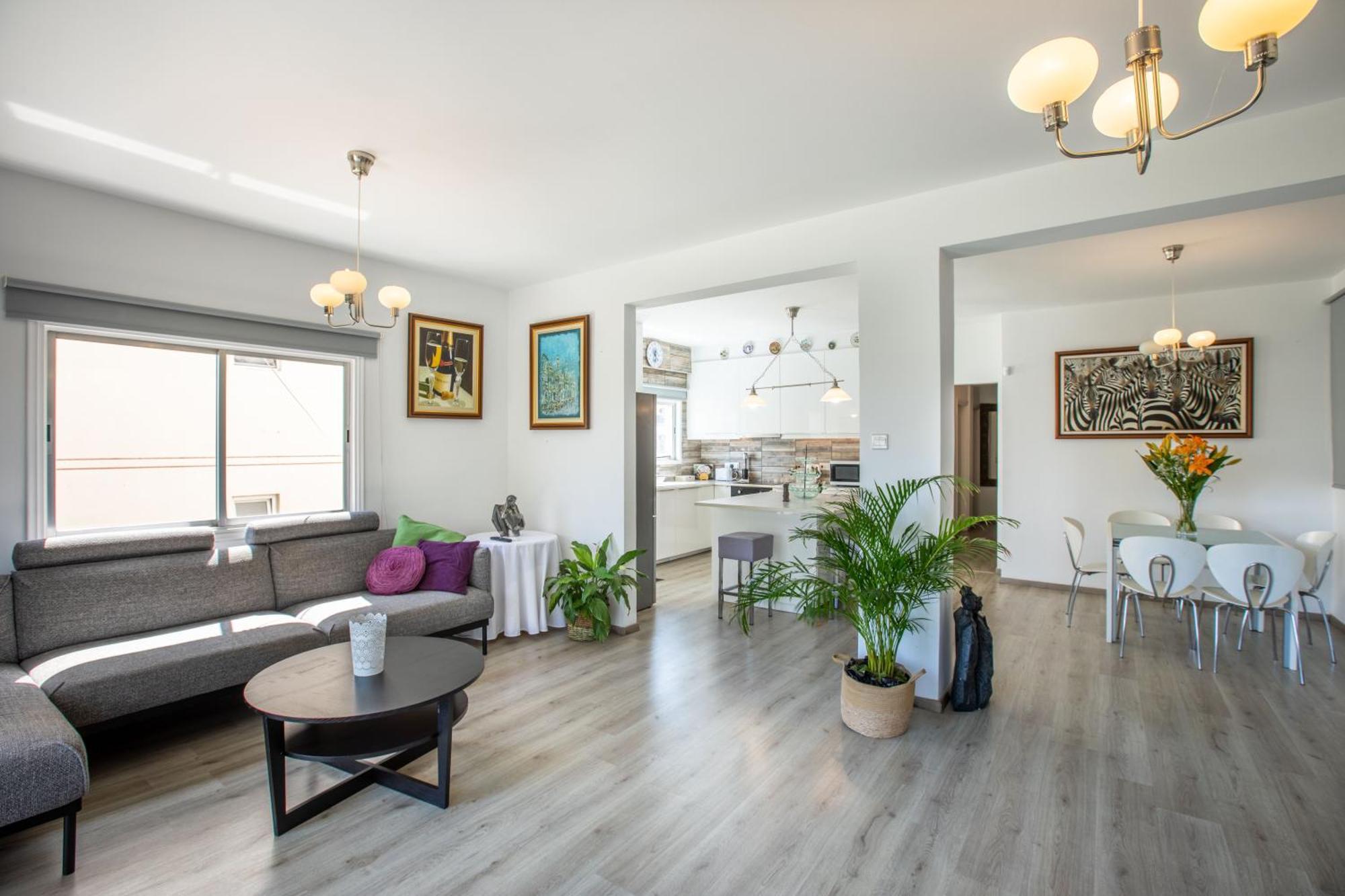 Neapolis Residence Spacious Quiet Near Beach Limassol Extérieur photo
